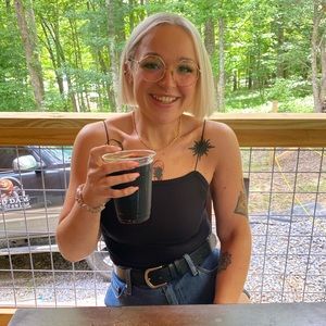 Meet your Posher, Bethany